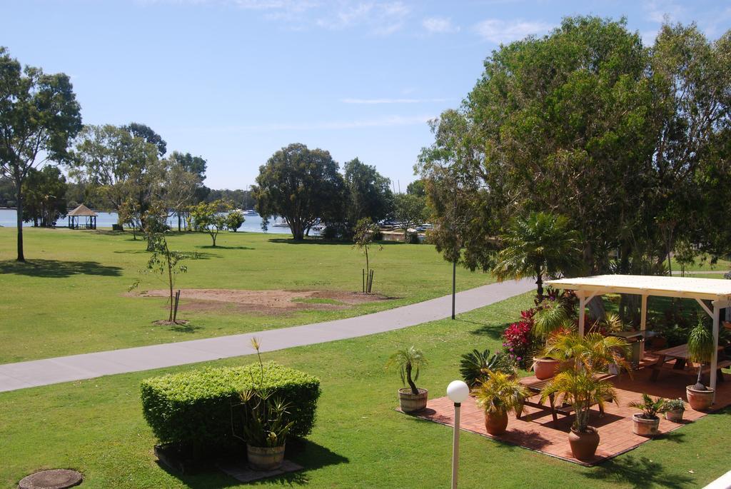 Regency Waterfront Noosa Aparthotel Noosaville Rom bilde